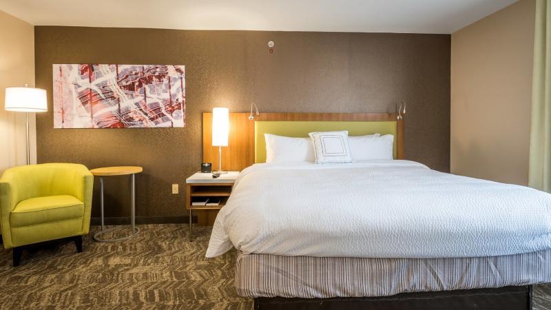 Springhill Suites By Marriott Denton Exterior photo